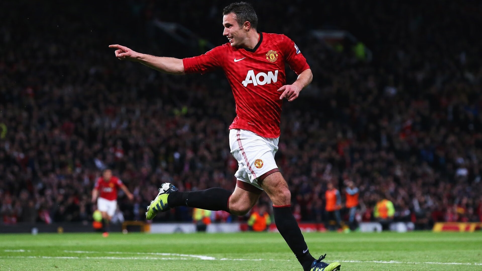 英超争冠焦点战，比利亚雷亚尔封锁利物浦的战术启示