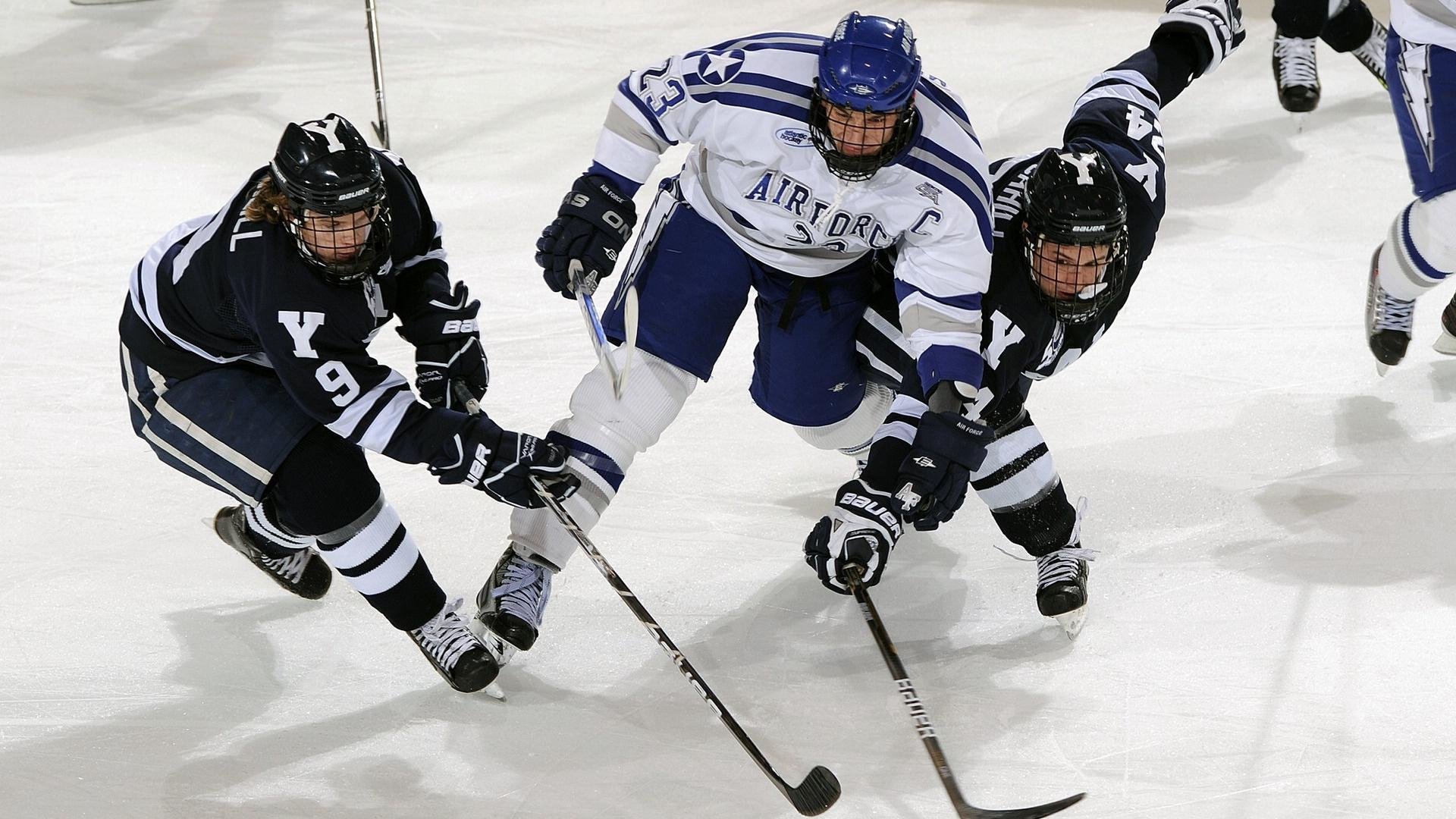 孤岛之怒，新西兰绝杀哥伦比亚，美加墨世界杯首现南太平洋奇迹